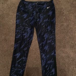Women’s Nike dri fit tights